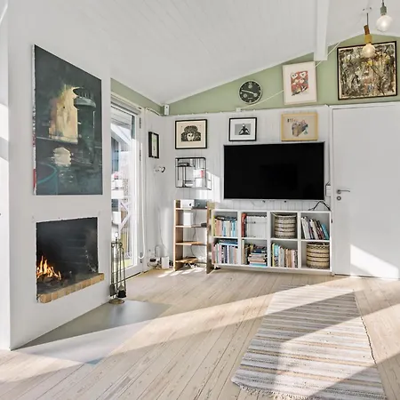 Дом отдыха 4 Bedroom Stunning In Слагельсе